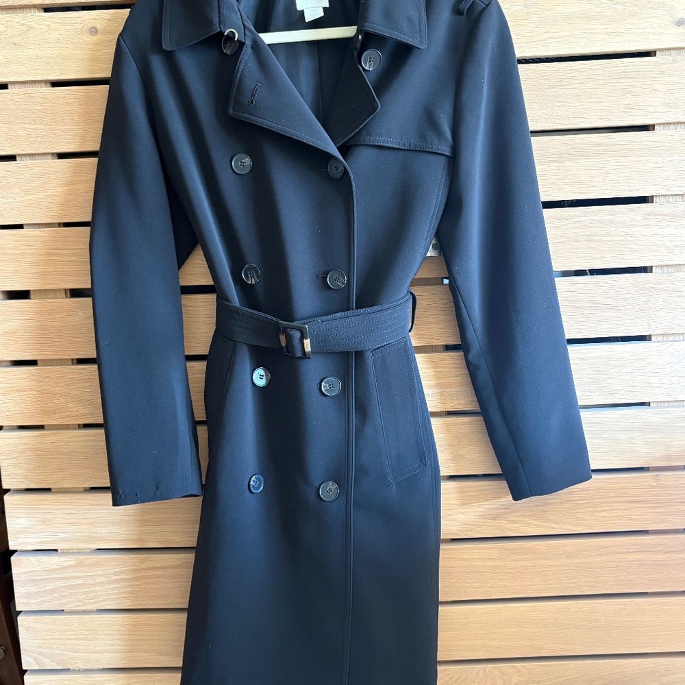 SPRING CAPSULTE WARDROBE:  H&M Classic Black Doublebreasted Belted Trenchcoat